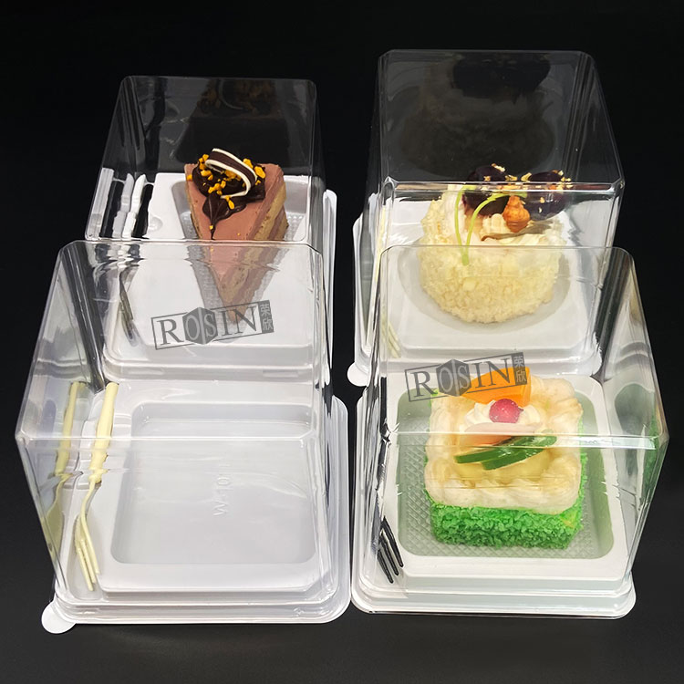 boîte à gâteau carrée avec couvercle transparent