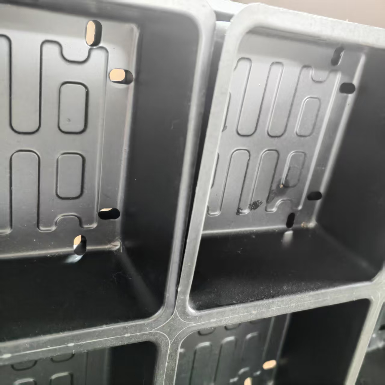 Customized cavity seedling tray 3 cavity seedling tray